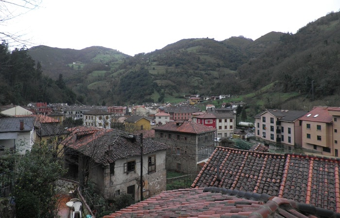Belmonte de Miranda desde el Gran Hotel Rural Cela Ruta del Castañal