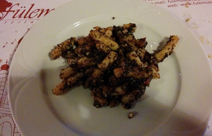 Postre salado en el Fülemüle étterem comer en Budapest