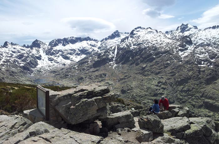 Mirador de la Peña del Rayo Laguna Grande de Gredos