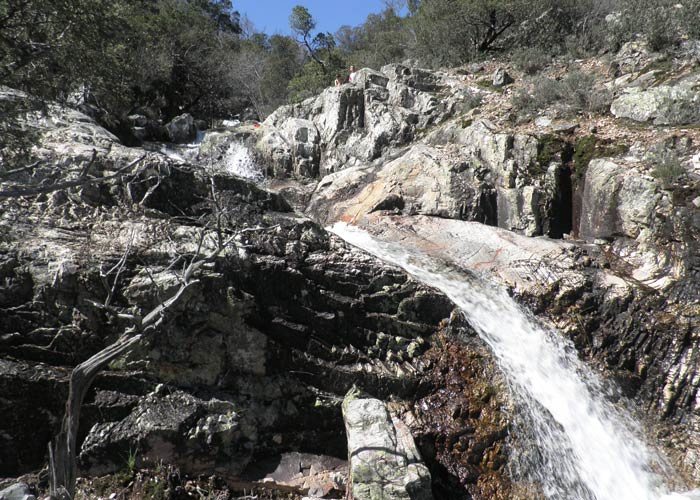Punto exacto en el que se inicia la caída del agua en la Cascada del Chorro