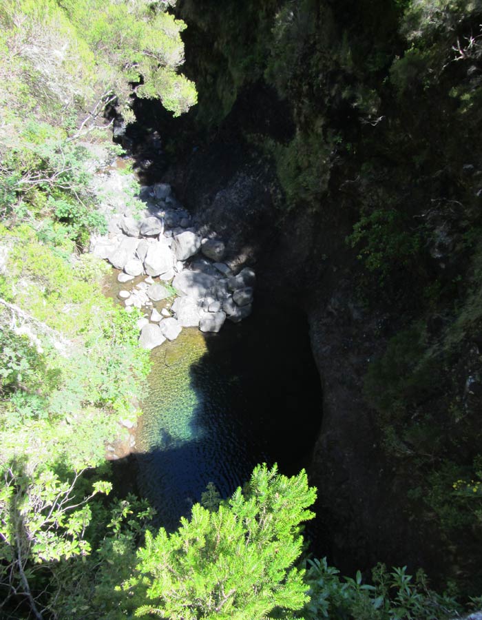 Vista desde el puente sobre el barranco del Risco levada das 25 fontes