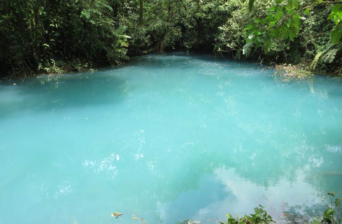 Laguna azul Río Celeste
