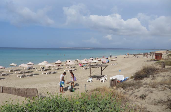 Playa de Es Arenals Playas de Formentera