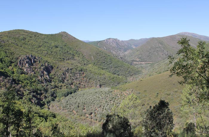 Vista de la Sierra de las Quilamas senderismo en Salamanca Miradores de las Sierras