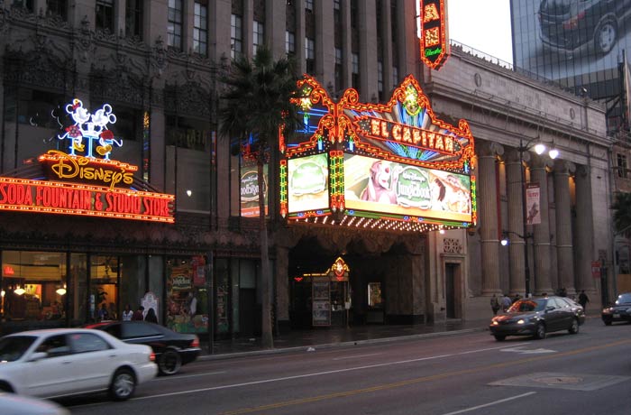 Teatro el Capitán Paseo de la Fama de Hollywood