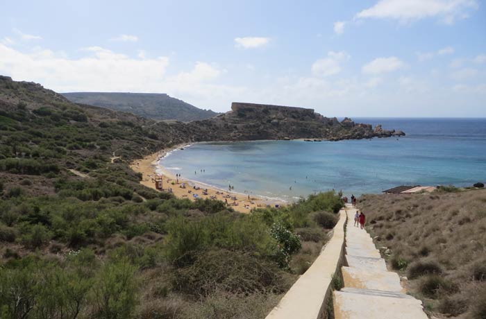 Playa de Ghajn Tuffieha Malta en cuatro días