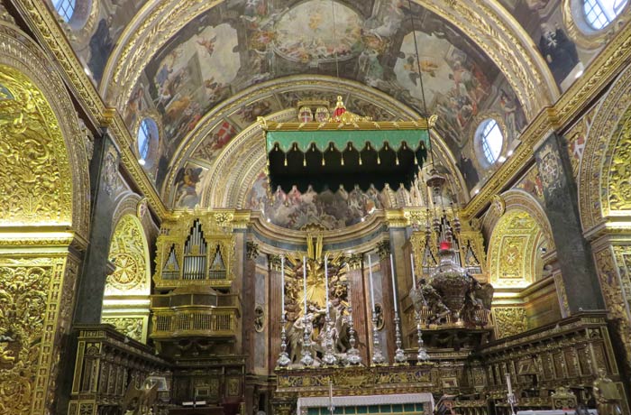 Altar mayor de la Concatedral de San Juan qué ver en La Valeta