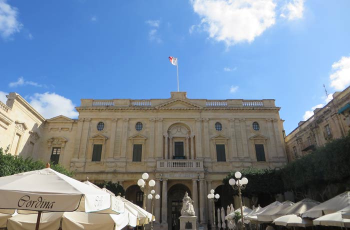 Biblioteca Nacional de Malta qué ver en La Valeta