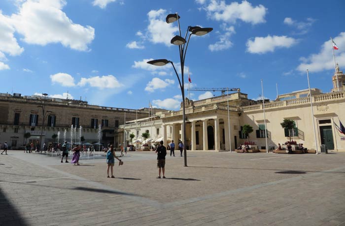 Plaza de San Jorge qué ver en La Valeta