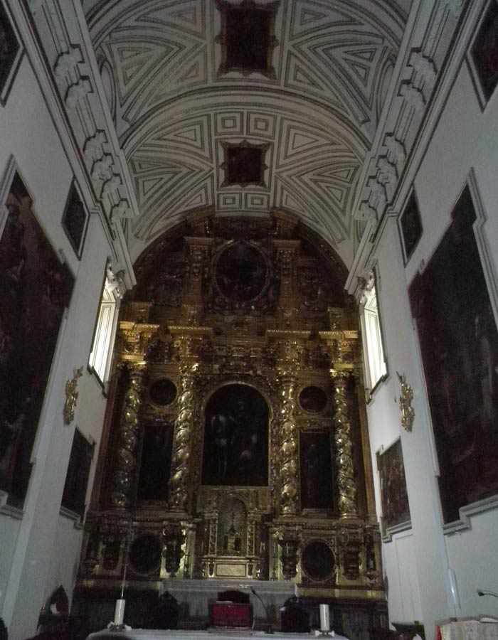 Retablo de la iglesia de San Martín qué ver en Segovia en un día
