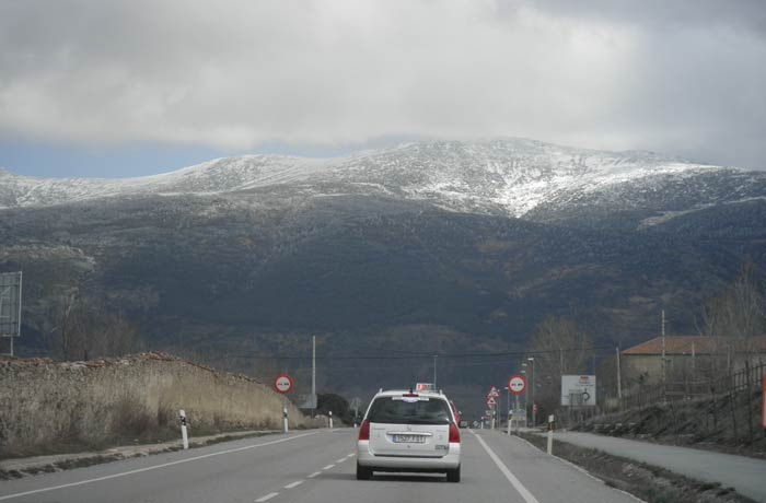 Vista de la Sierra de Guadarrama de camino a La Granja qué ver en Segovia en un día