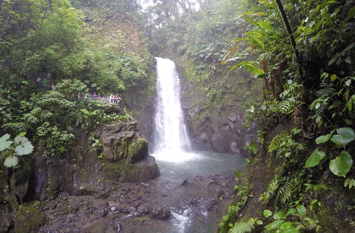 Vista de la Catarata Templo