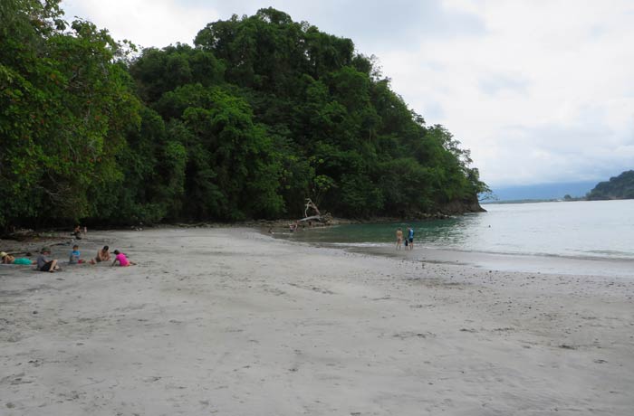 Otra vista de la playa Biesanz Playas de Manuel Antonio