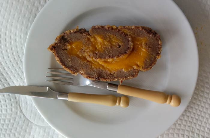 Tarta de almendras del restaurante O Mirandes comer en Miranda do Douro