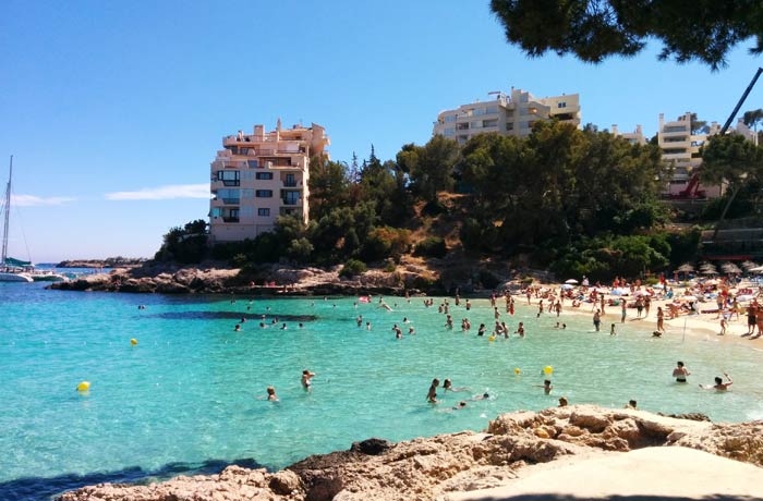 Vista de la playa de Illetes Mallorca